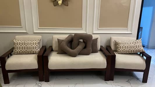 4 seater pure shesham with boucle fabric
