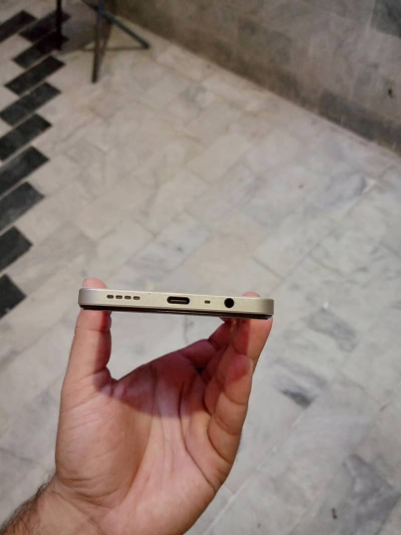 Realme C53 3