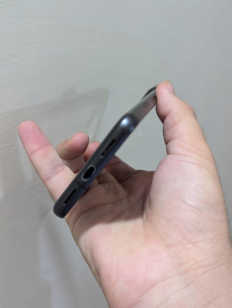 Google Pixel 8 2
