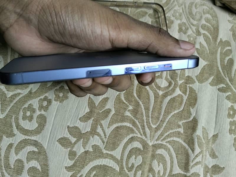 Apple iPhone 13 Pro 0