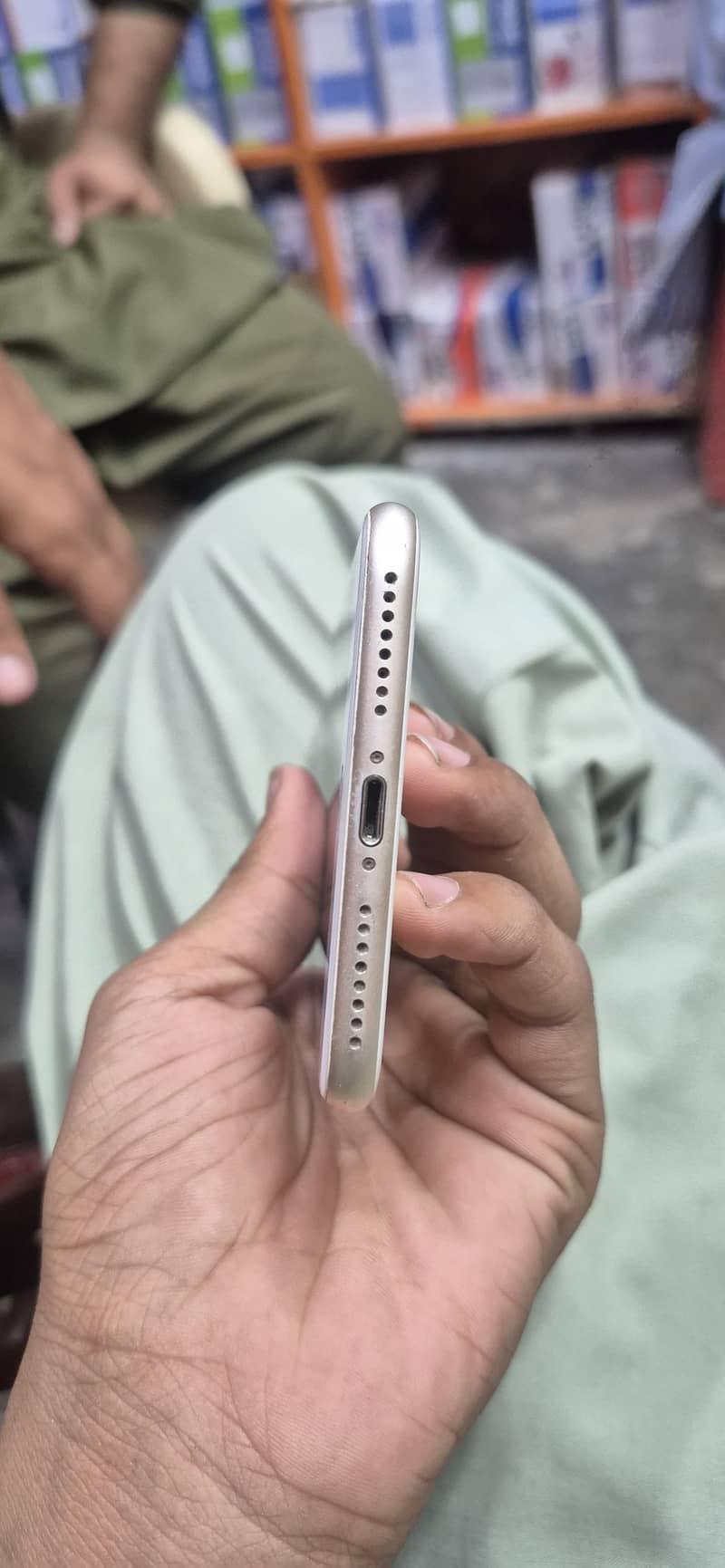 Apple iPhone 7 Plus 1