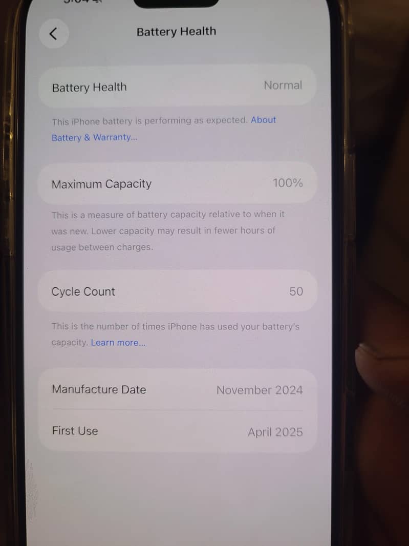 Apple iPhone 16 Pro Max 4