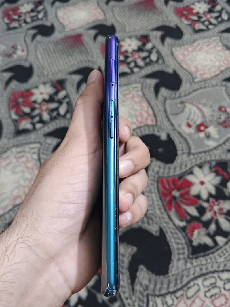 OPPO A92 4