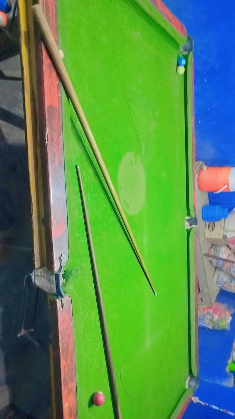 snooker table 0