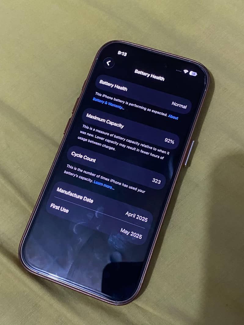 Apple iPhone 16 Pro 1