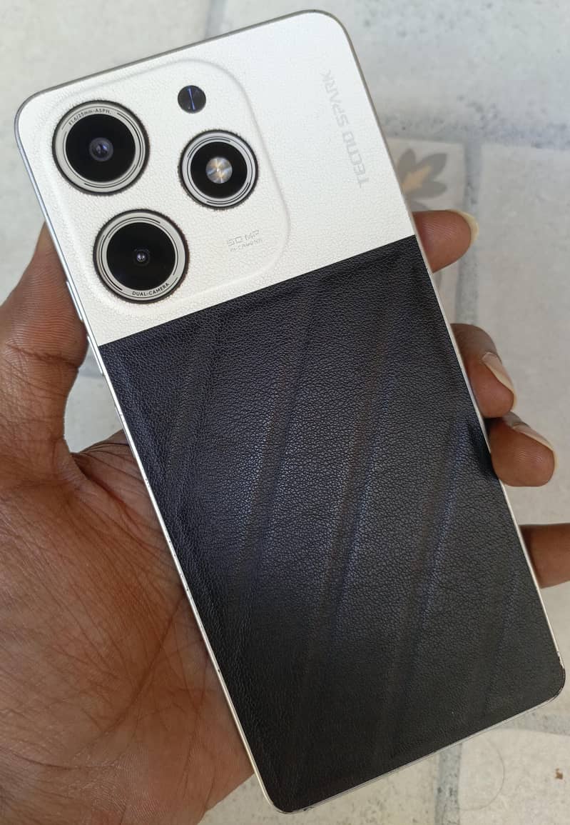 Tecno Spark 10 Pro 0