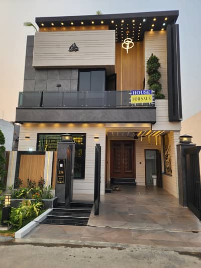 5 MARLA LUXURY BRAND NEW HOUSE AVAILABLE FOR SALE IN PARK VIEW CITY LHR