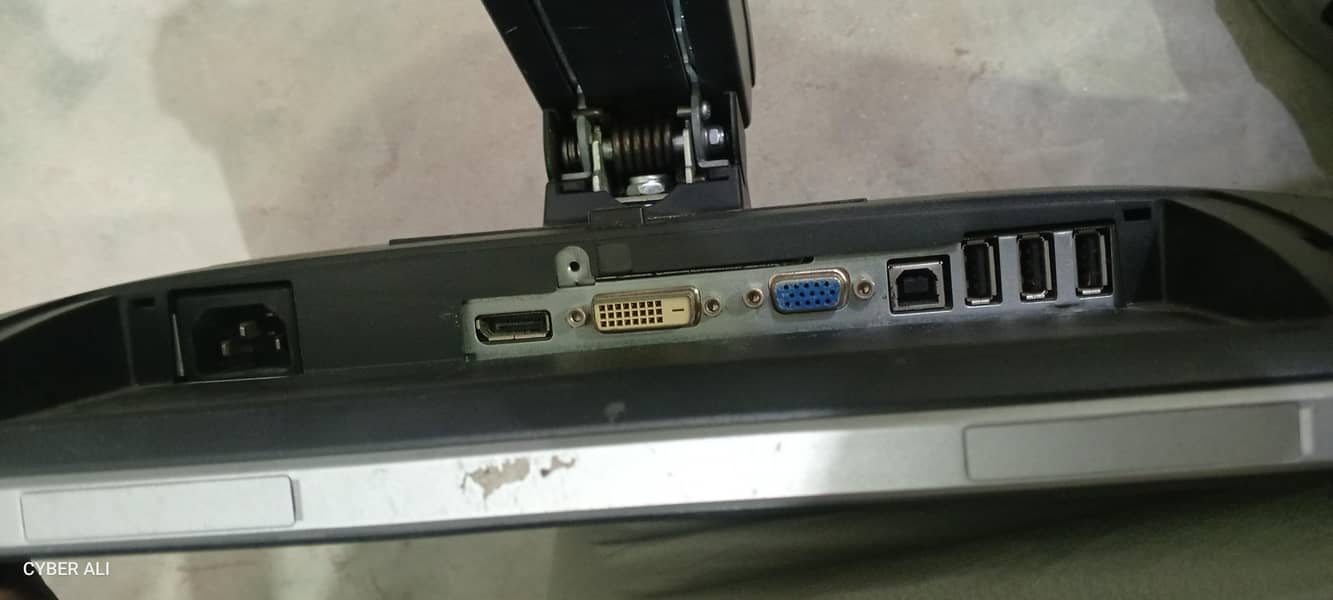 19 inch Computer LCD 3