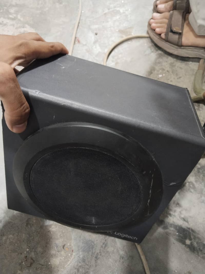 Logitech 2.1 multimedia speakers Bluetooth & wire 5