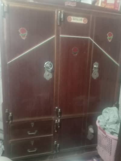 for sale . . Wardrobe. . . used. . Rs. . . 40000