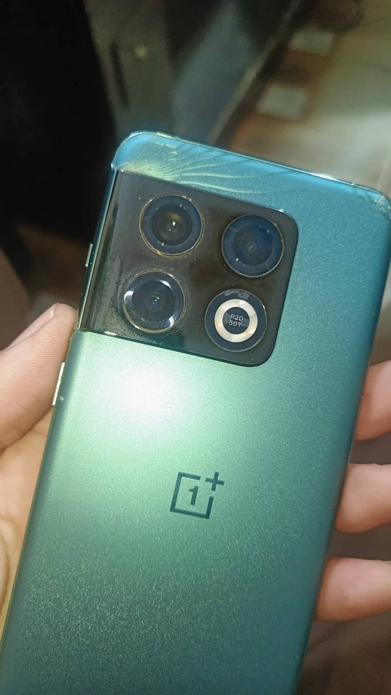One Plus 10 Pro 3