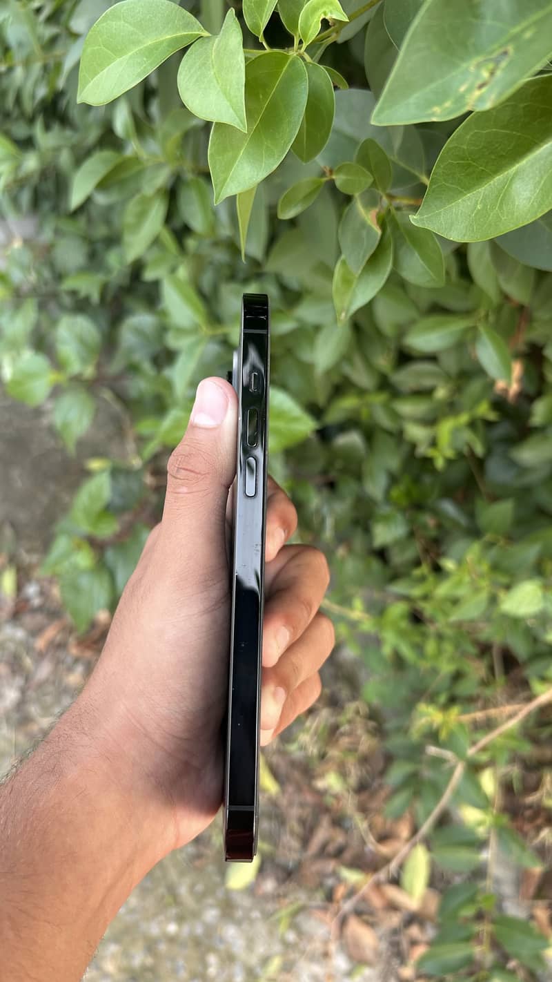Apple iPhone 14 Pro Max 5