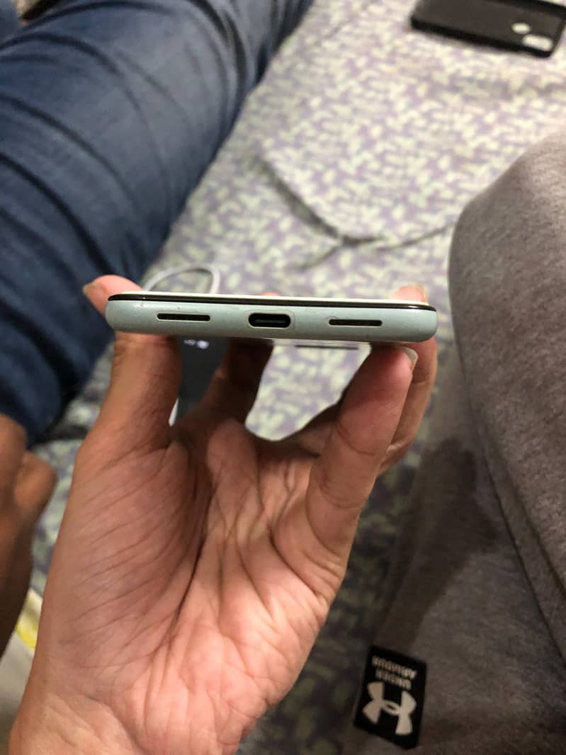 Google Pixel 5 2