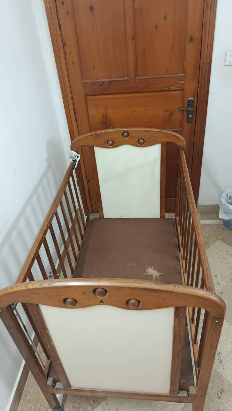 WOODEN COT 1