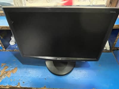 19 inch LCD