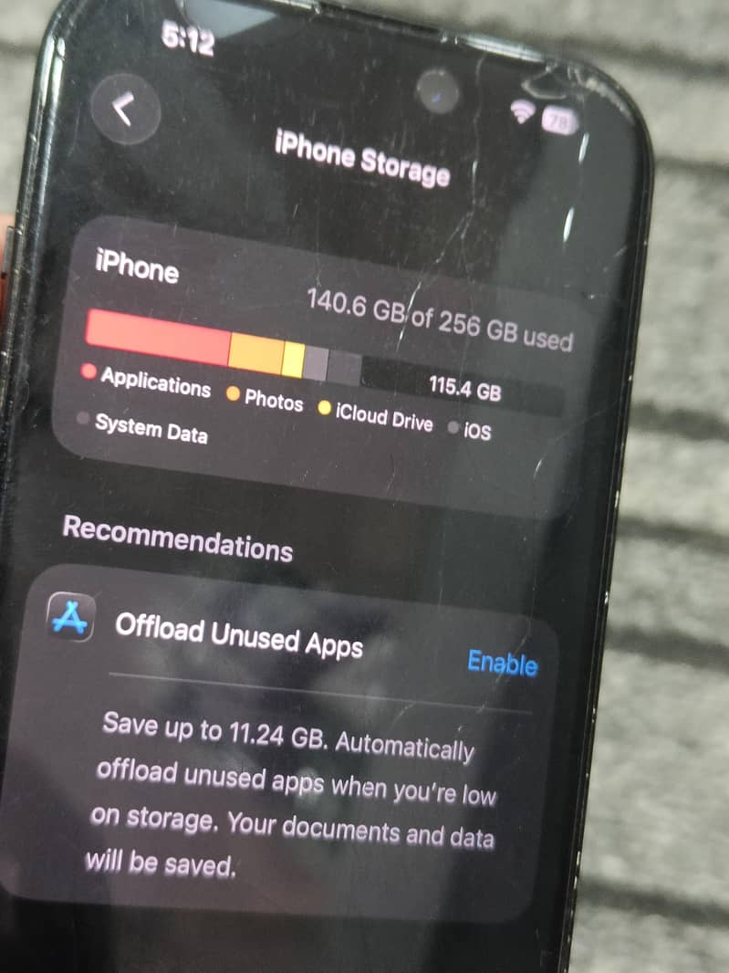 iPhone 15 (256) 3