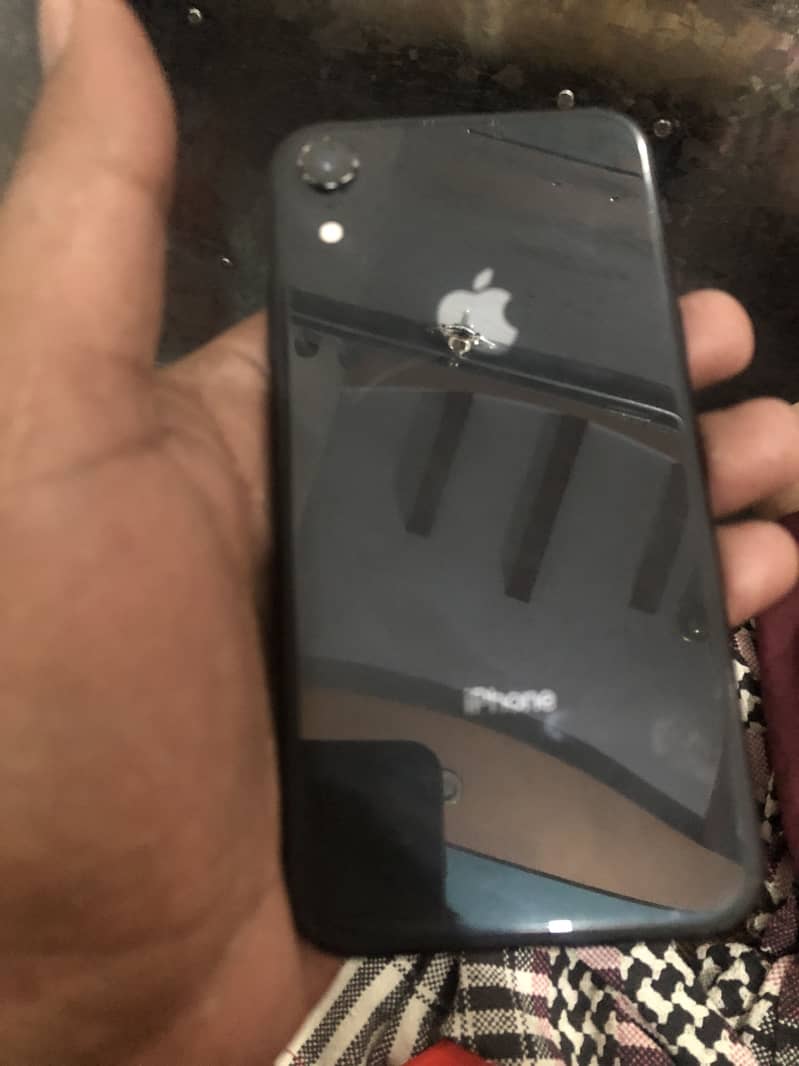 Apple iPhone XR 0