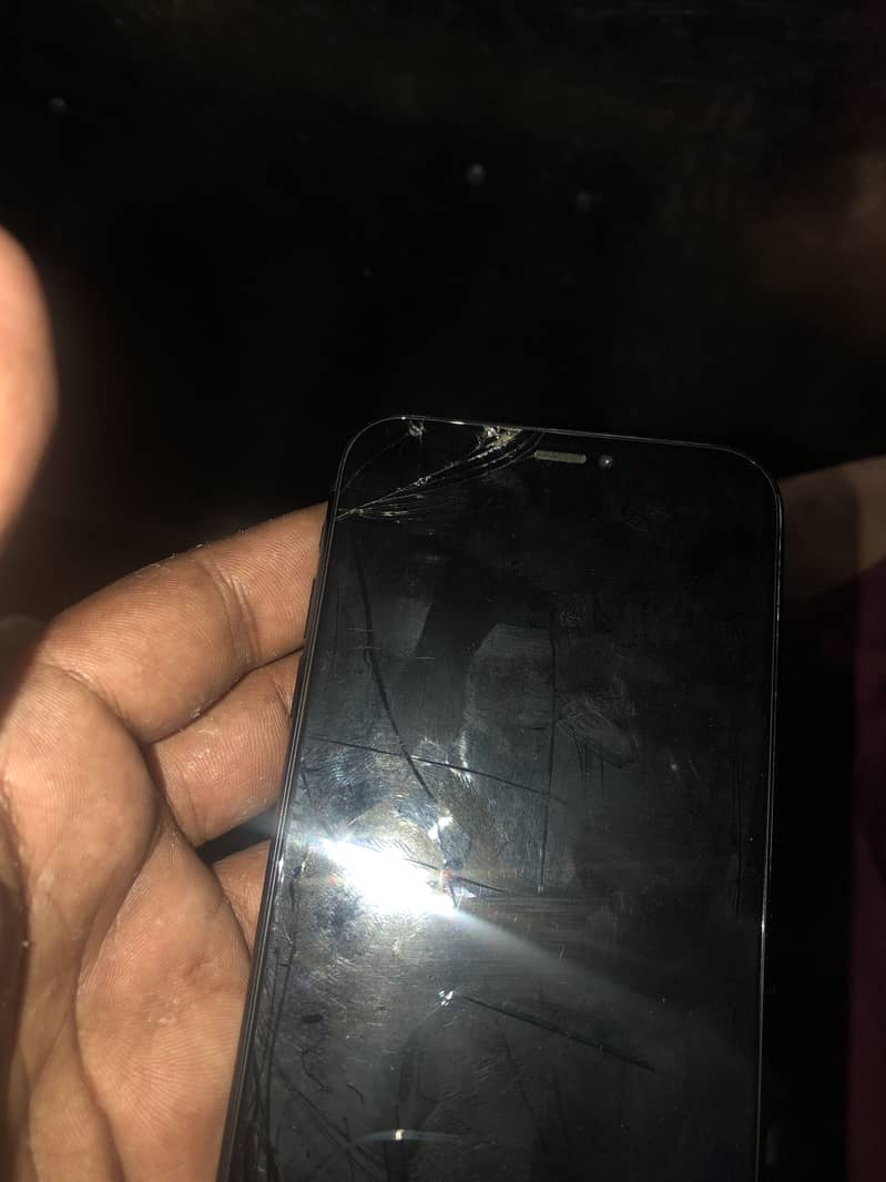 Apple iPhone XR 9