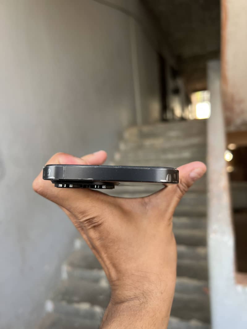 Apple iPhone 14 Pro Max 2