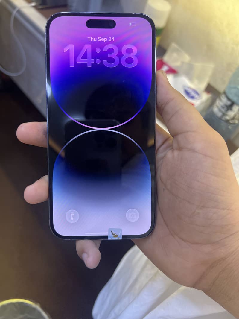 Apple iPhone 14 Pro Max 1