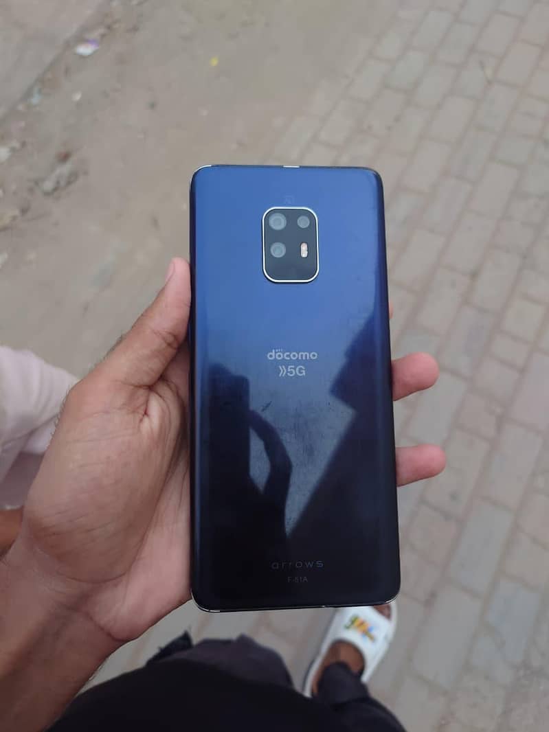 Apple iPhone 11 0