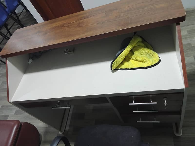 office table 8