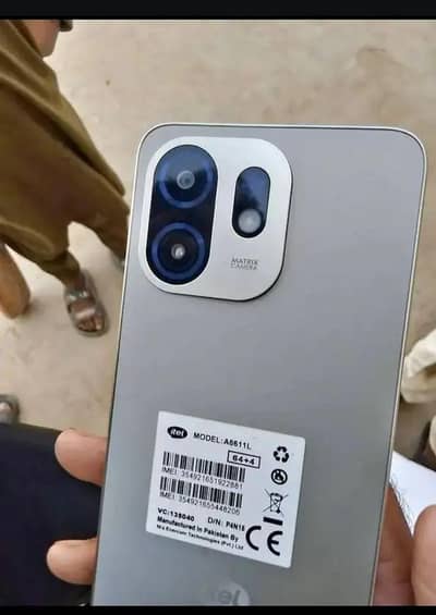 Itel City 100