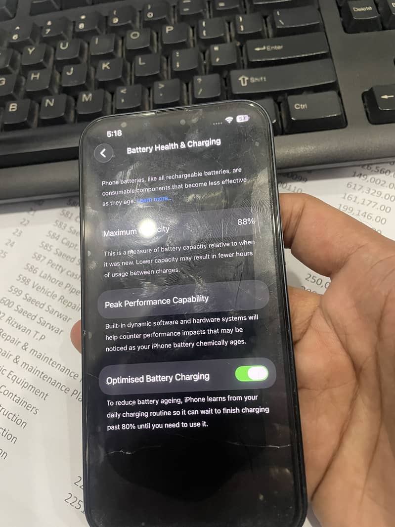 Apple iPhone 13 2