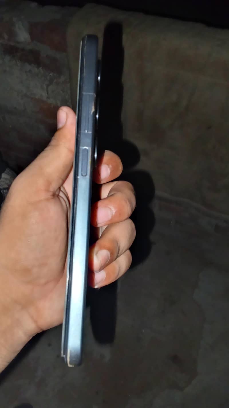 Dcode Bold 3
