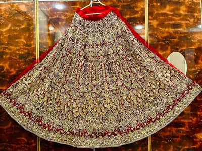 Bridal lehnga/Bridal wear/Bridal category/Barat lehnga for bridal