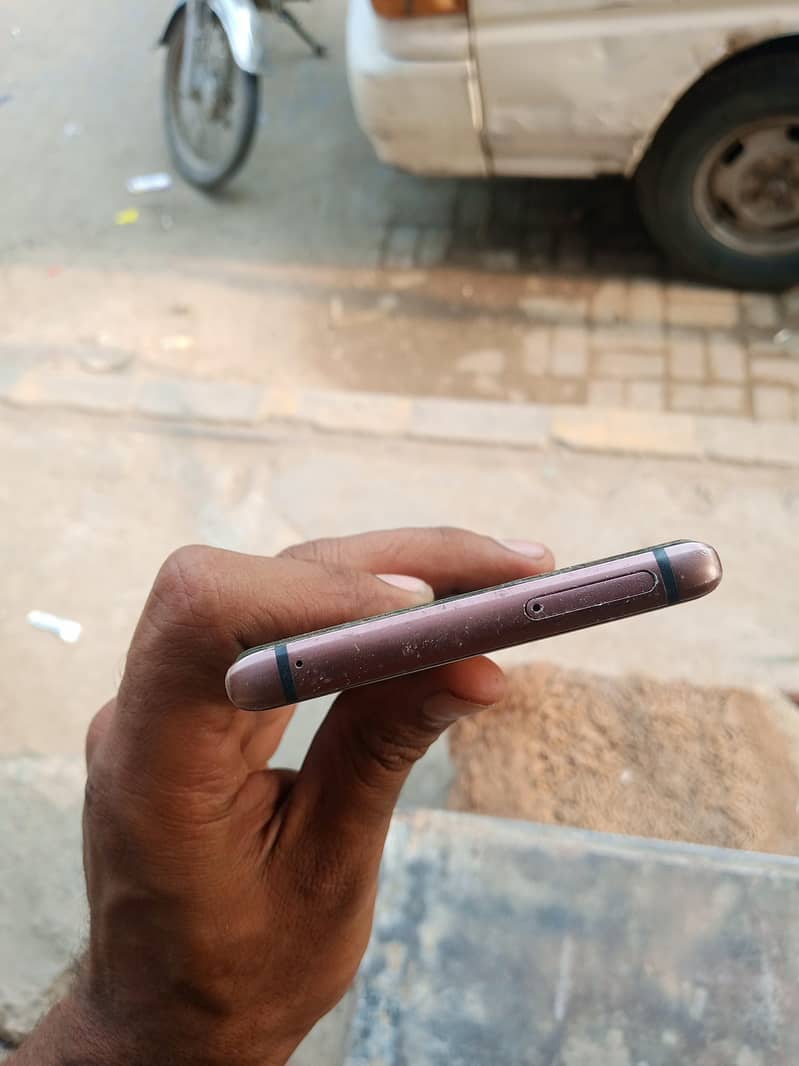 Samsung Mobile Note 9 1