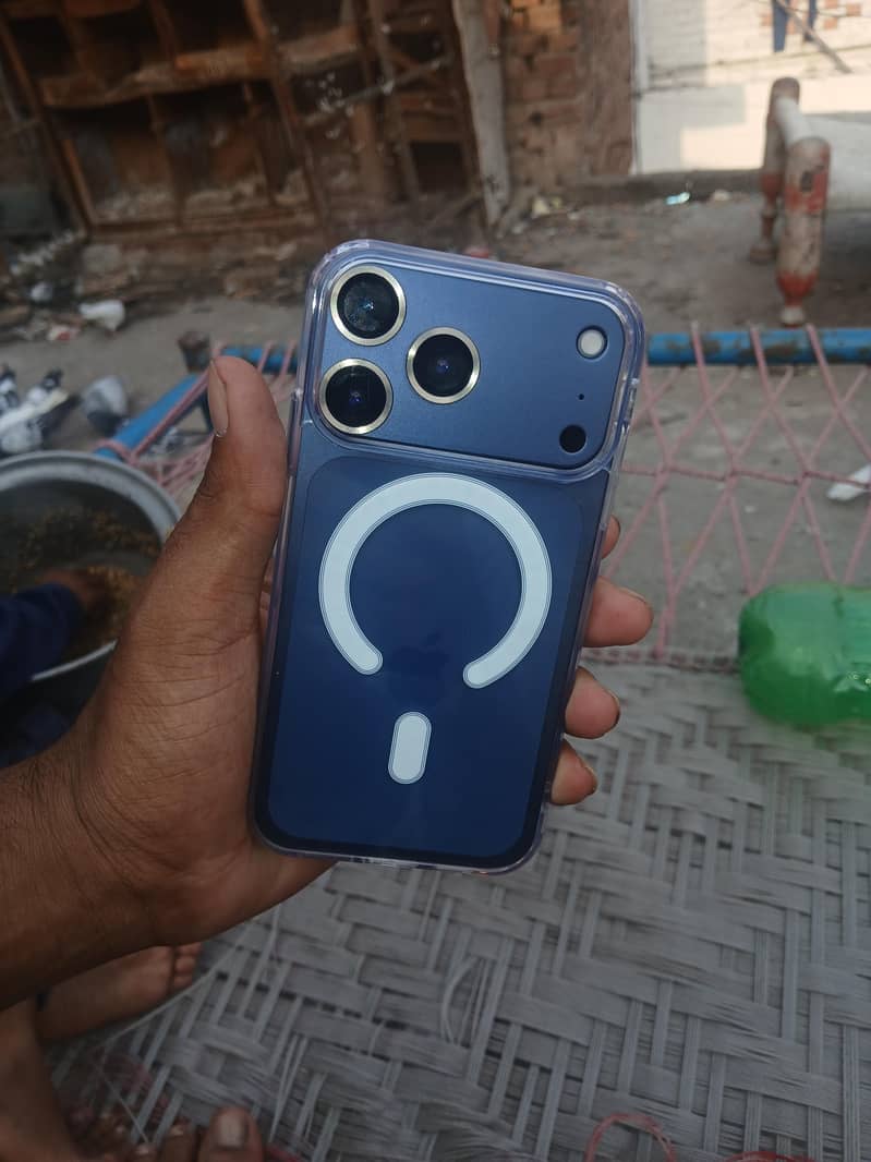 Apple iPhone XR 1
