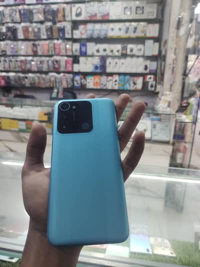Tecno Spark 8C