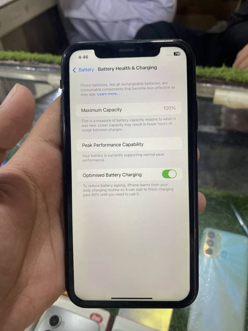 Apple iPhone XR 6