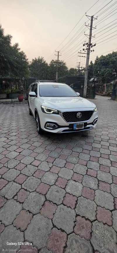 MG HS 2021