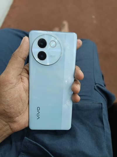 Vivo V30e 5G 8/256Gb Memory completely Box