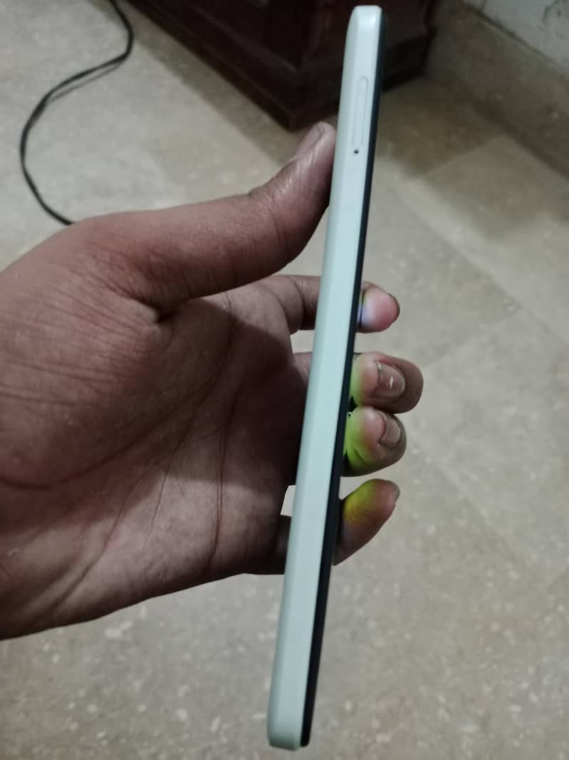 Realme A1 2