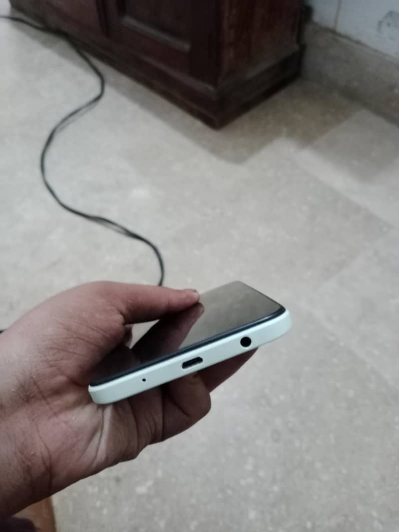 Realme A1 5