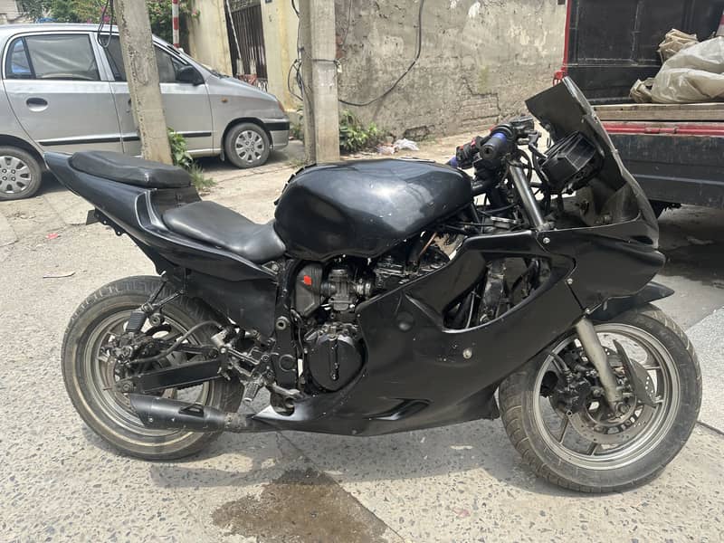 kawasaki ninja zx-6r 600cc urgent sale - Sports & Heavy Bikes - 1120121698