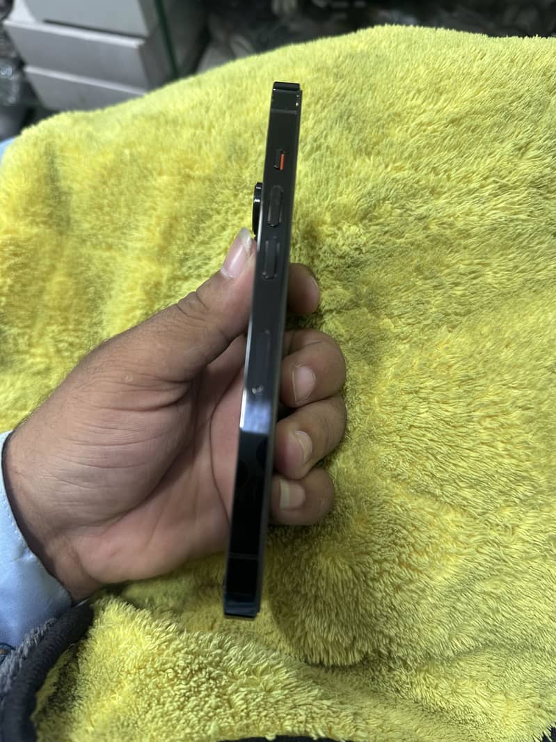 Apple iPhone 14 pro pta approved 2