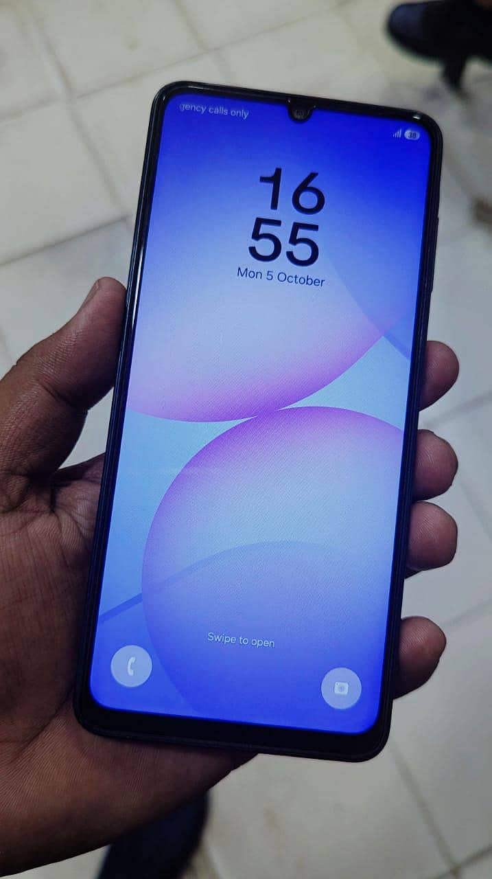 Samsung Mobile A07 1