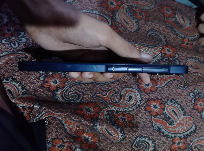 Samsung Mobile A06 1