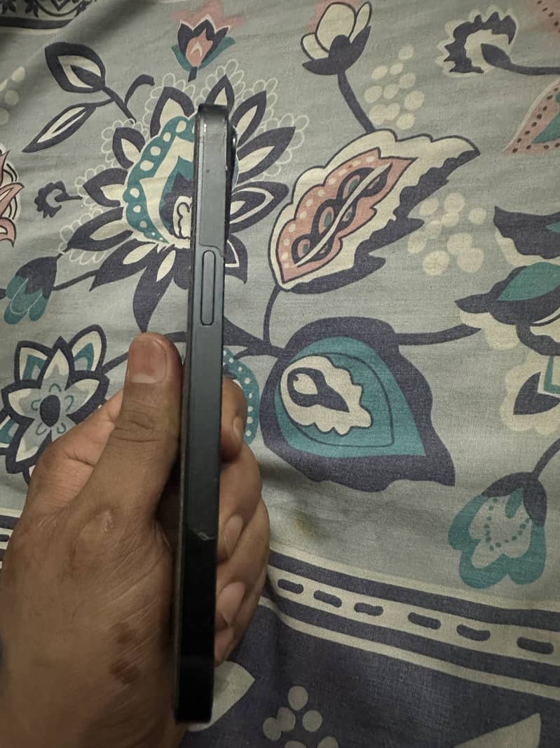 Iphone 13 2