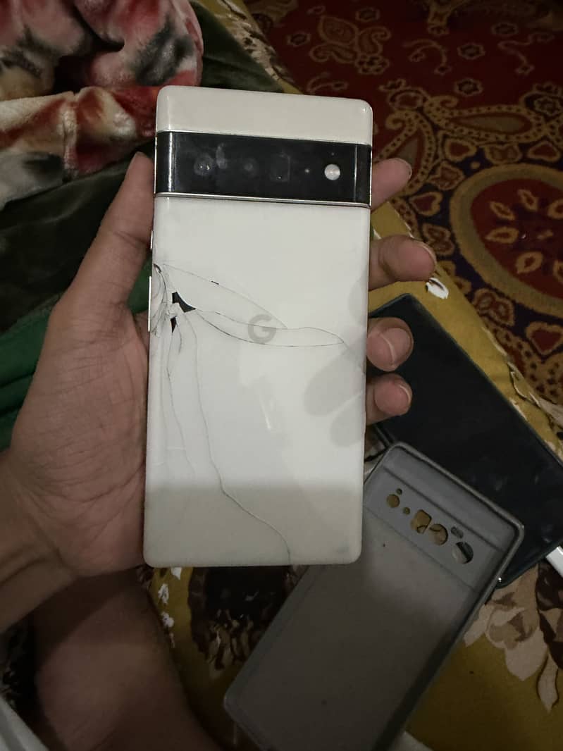 Google Pixel 6 Pro 2