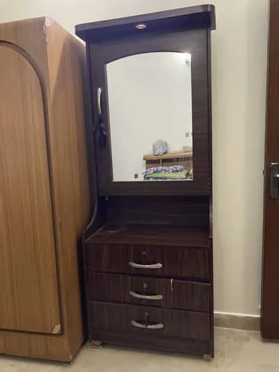 Wooden Dressing Table with Mirror – Good Condition