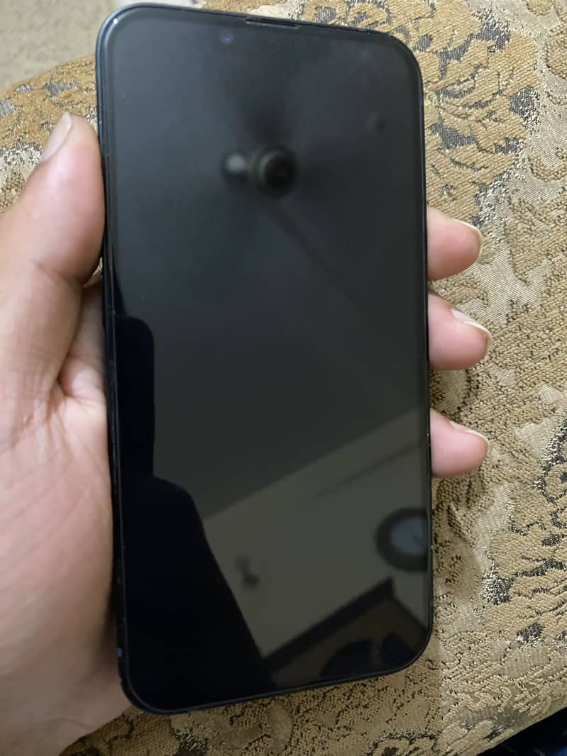 Apple iPhone 14 4