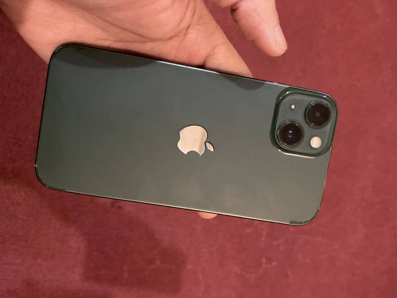 Apple iPhone 13 2