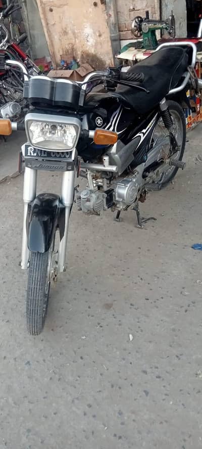 YB-100 Junoon Motor Cycle