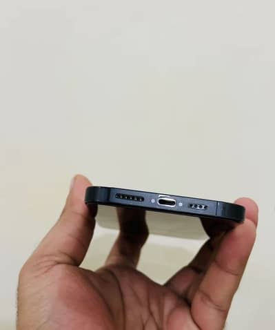 Apple iPhone 14