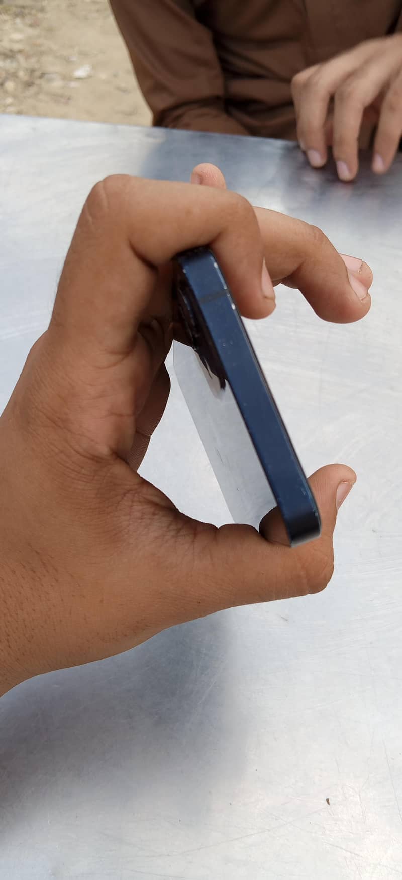 Apple iPhone 12 1